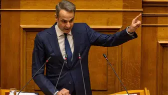 Miçotakis'ten Tarihi Karar: Yunanistan Anayasası Değişiyor Mu?