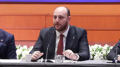 Osmaniye'de Emeklilerden Tabutlu Yürüyüş! Geçinemiyoruz Çığlığı Sokağa Taştı