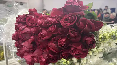 Yalova'da Sevgililer Günü Çiçek Mezadı: Kırmızı Gül Stokları Tükendi!