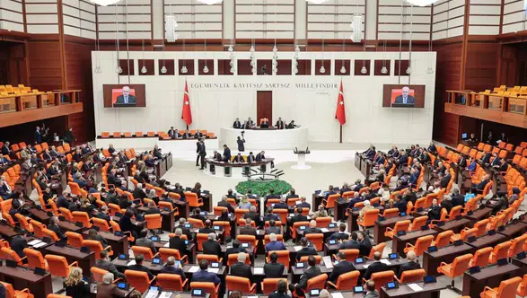 Meclis'te TÜİK ve Enflasyon Tansiyonu: Emekli Zammı Tartışma Yarattı