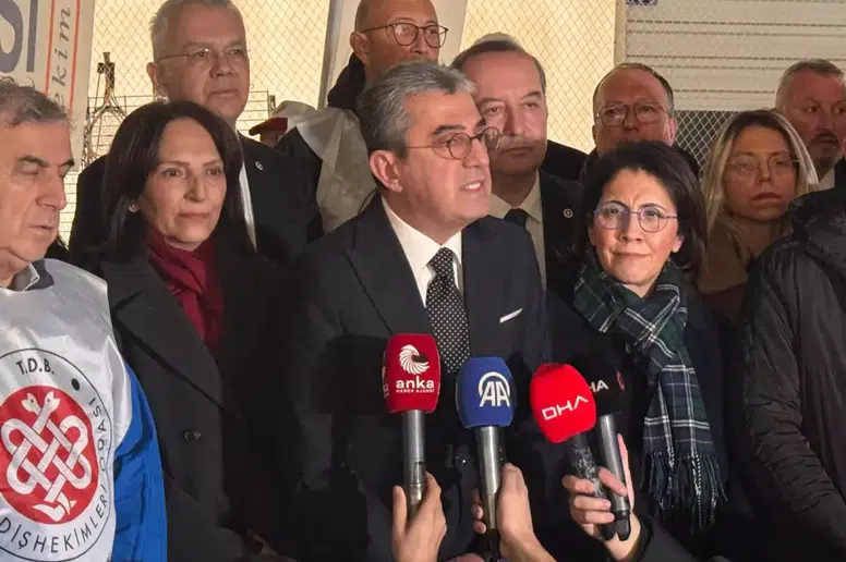 Hürmüz Boğazı Kapanır mı? Küresel Enerji Hattında Büyük Kriz Kapıda!